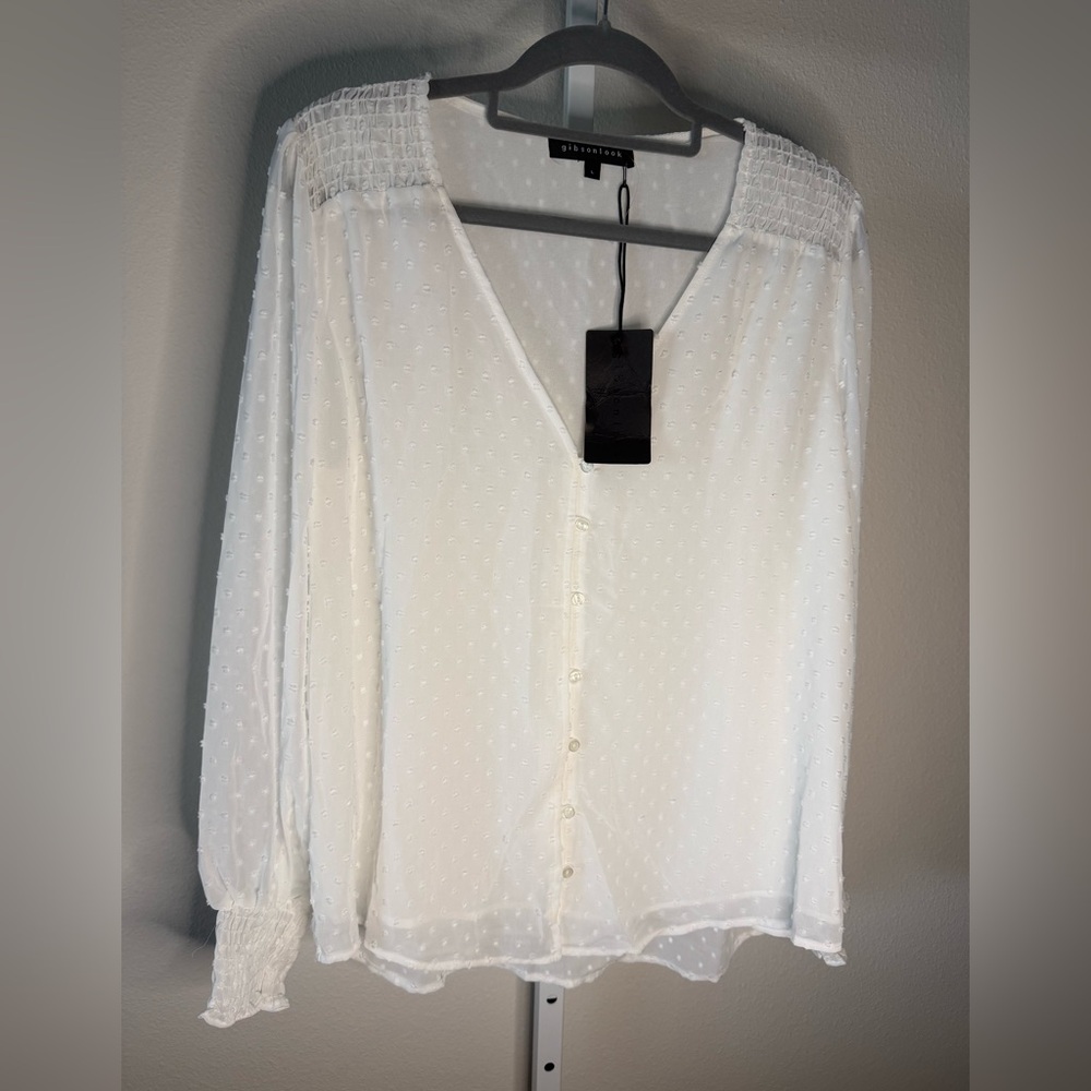 NWT Gibson Look Pin Dot V-Neck Blouse